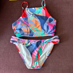 Raisins Kaori Highneck Swim Top+ bottoms. Size small. In great condition